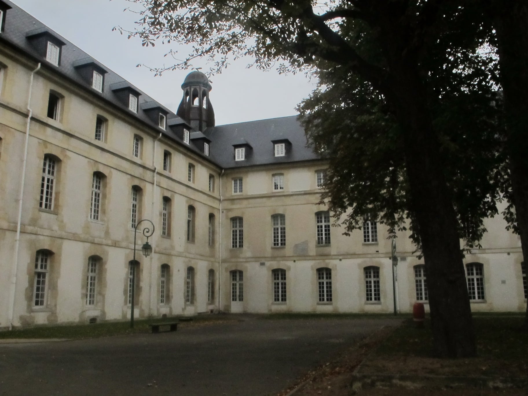 CourAusterlitz-LycéemilitairedeSaint-Cyr
