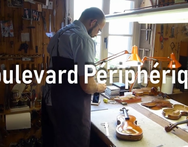 Boulevard Périphérique : Le Luthier De Caen - Boulevard Voltaire