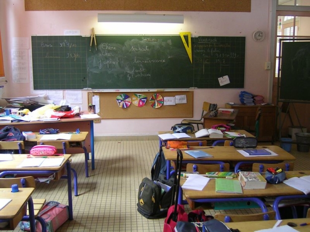 [Une prof en France] Menaces d’attentats : pourquoi l’école ?